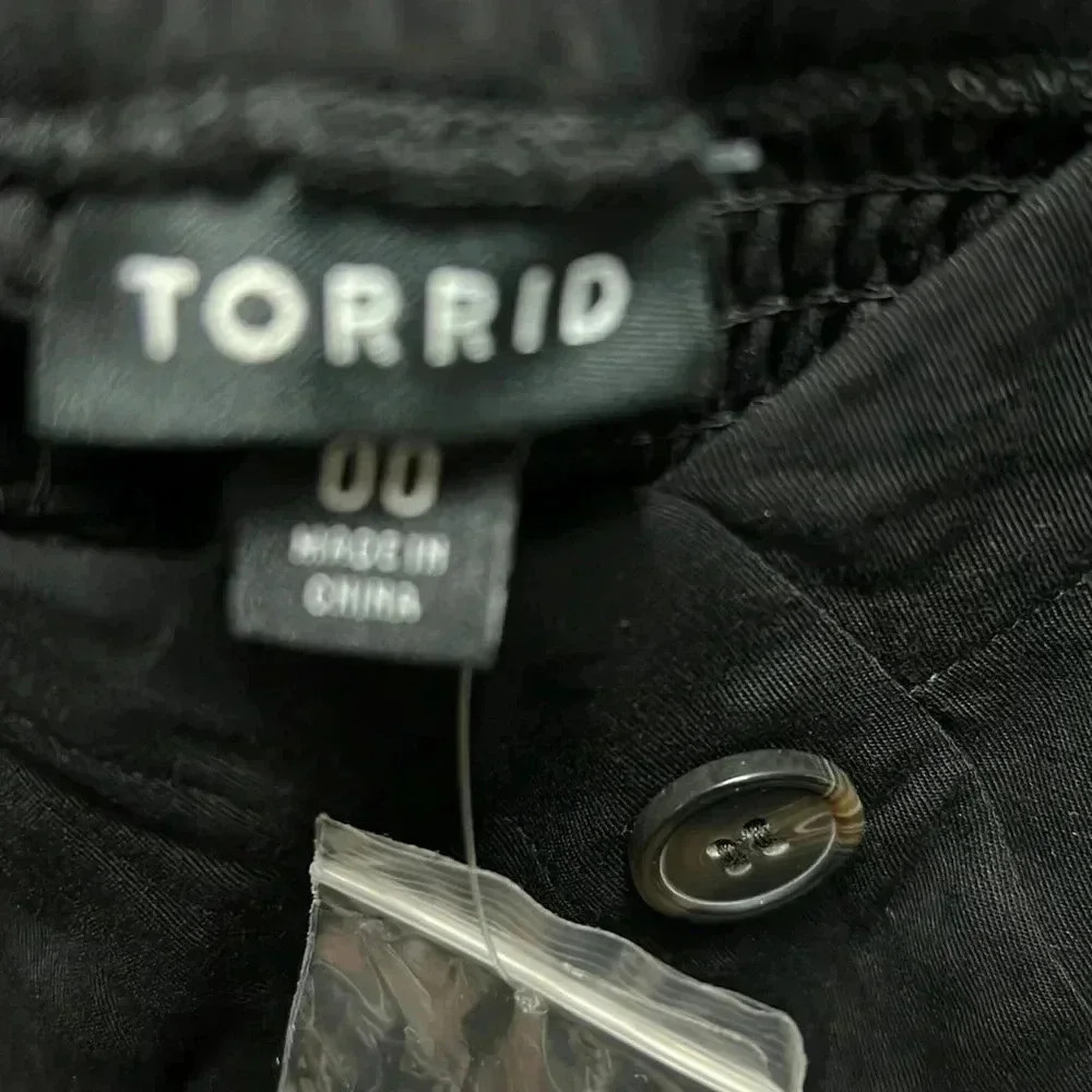 Torrid Midi Challis Asymmetrical Button-Front Dre… - image 8